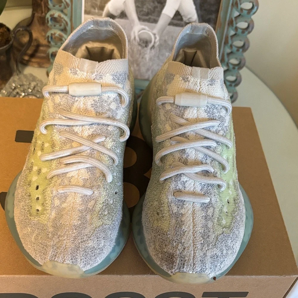 Yeezy Boost 380 (Adidas) - Picture 3 of 8
